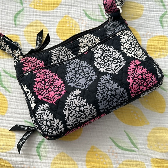 Vera Bradley crossbody - Picture 8 of 8